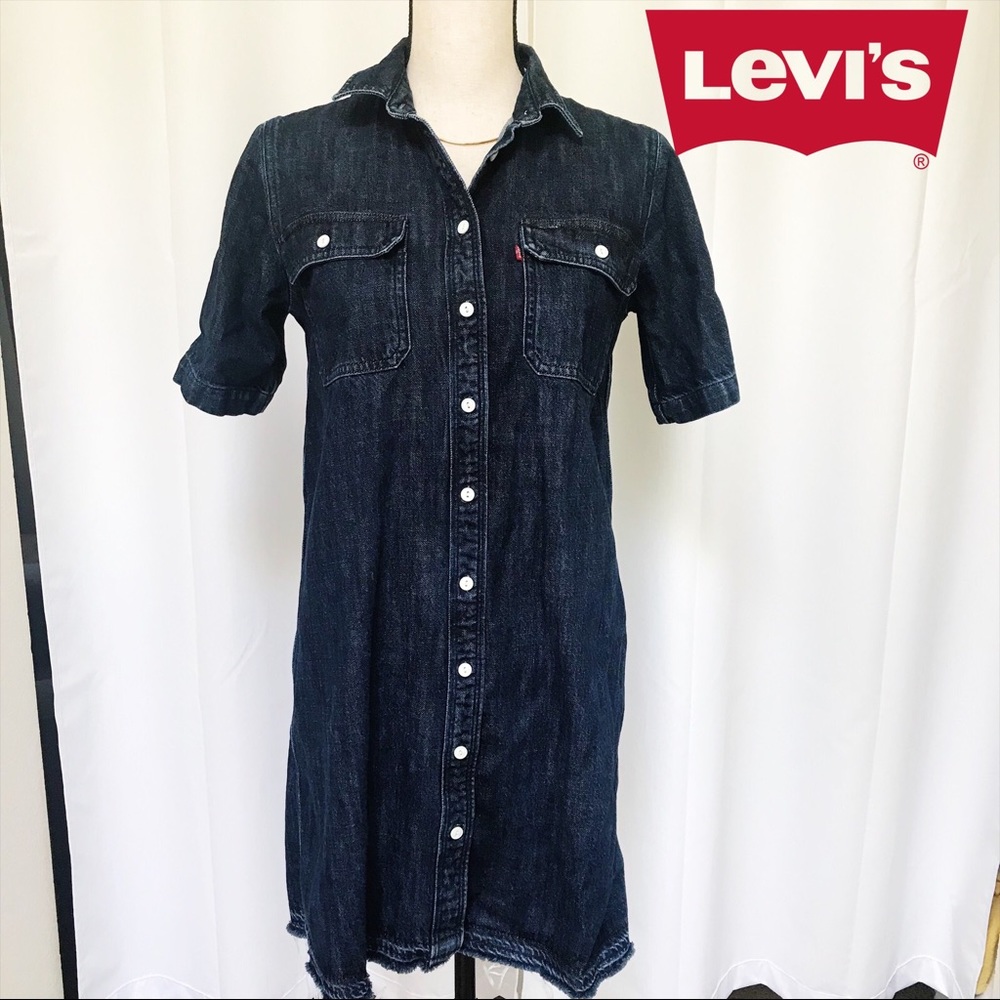 Levi’s Denim Short Sleeve Buttoned Shirt Dress - S